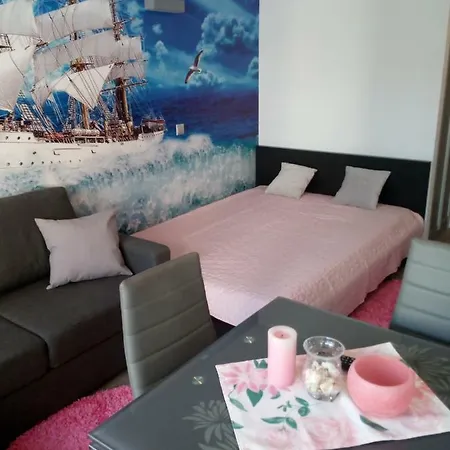 Slavia Rosa 米兹多洛杰